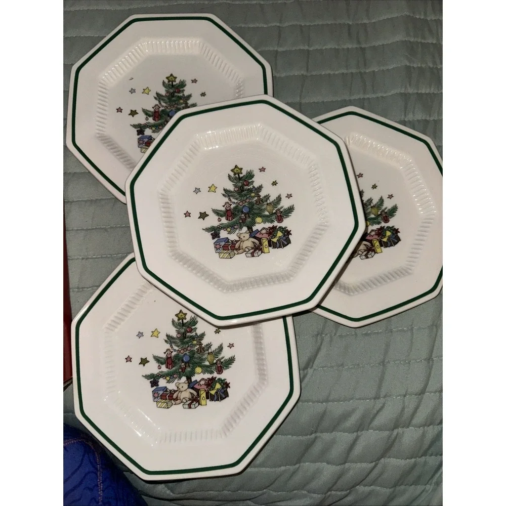 Nikko~Christmastime/Happy Holidays~Octagonal Salad/B&B Plates~Set of 4~IOB